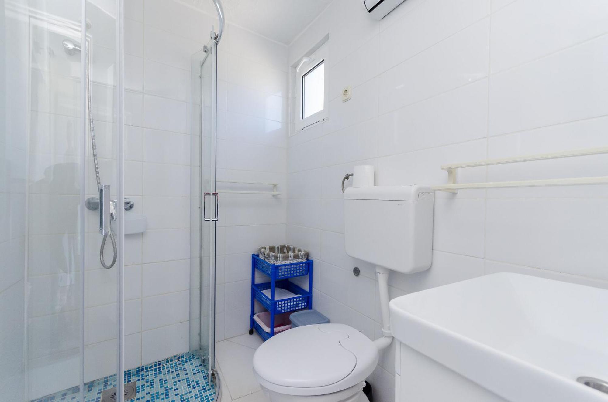 Holiday Home Ana- With Pool Kornić Exterior foto